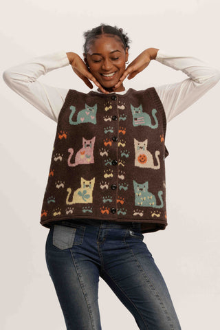 Nine Lives Knit Vest – Retro Cat Pattern Sleeveless Cardigan
